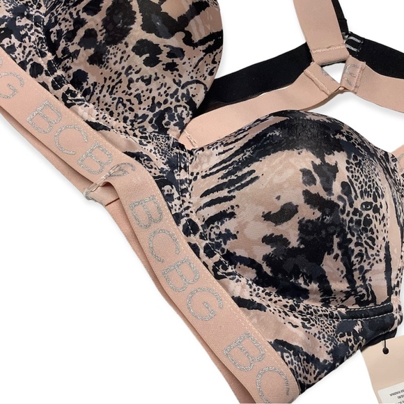 🆕 BCBGeneration Size 36B Sports Bras Set of 2 - Picture 2 of 7